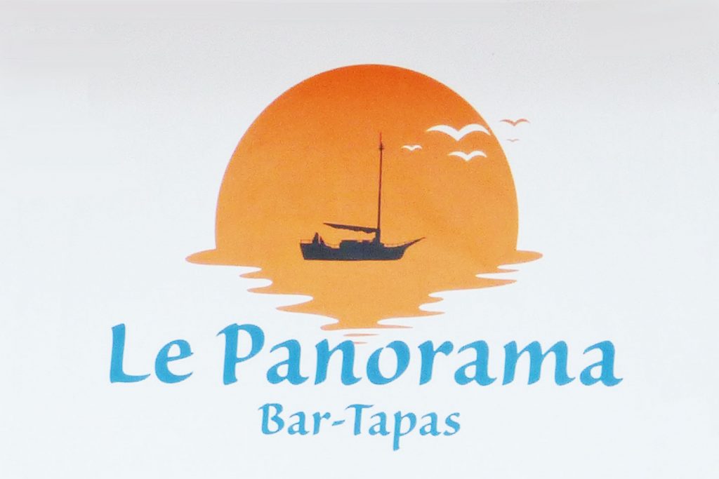 The logo for Le Panorama, a bar at the market in Olhao